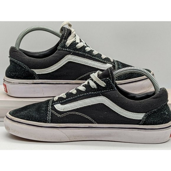 RARE Custom Vans Old School Red Rose Embroidered Patch Collection Women's SZ 7 - Picture 3 of 8